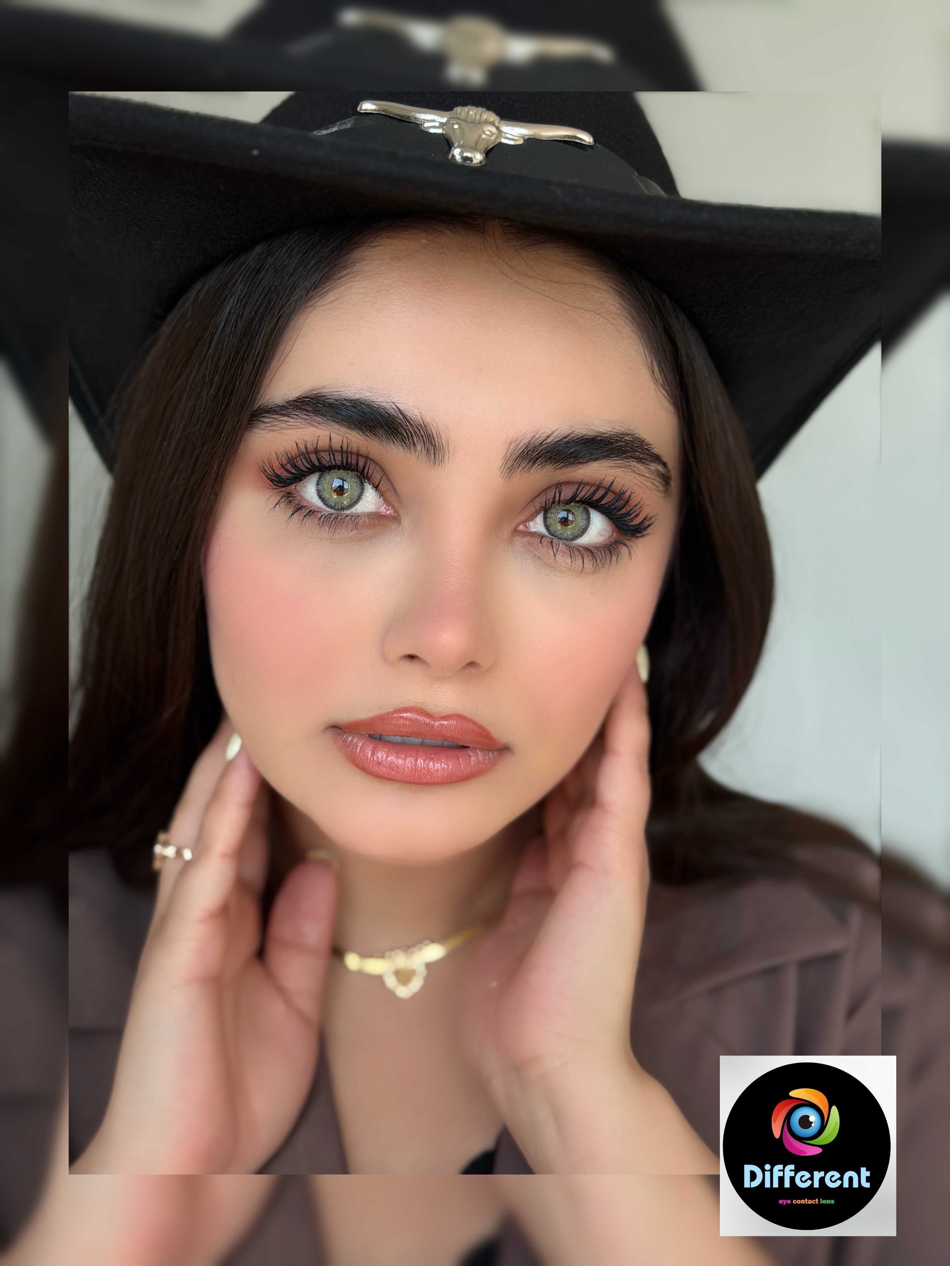 لنز فنتستی گرین برند گلوریا (fantasty green gloria)