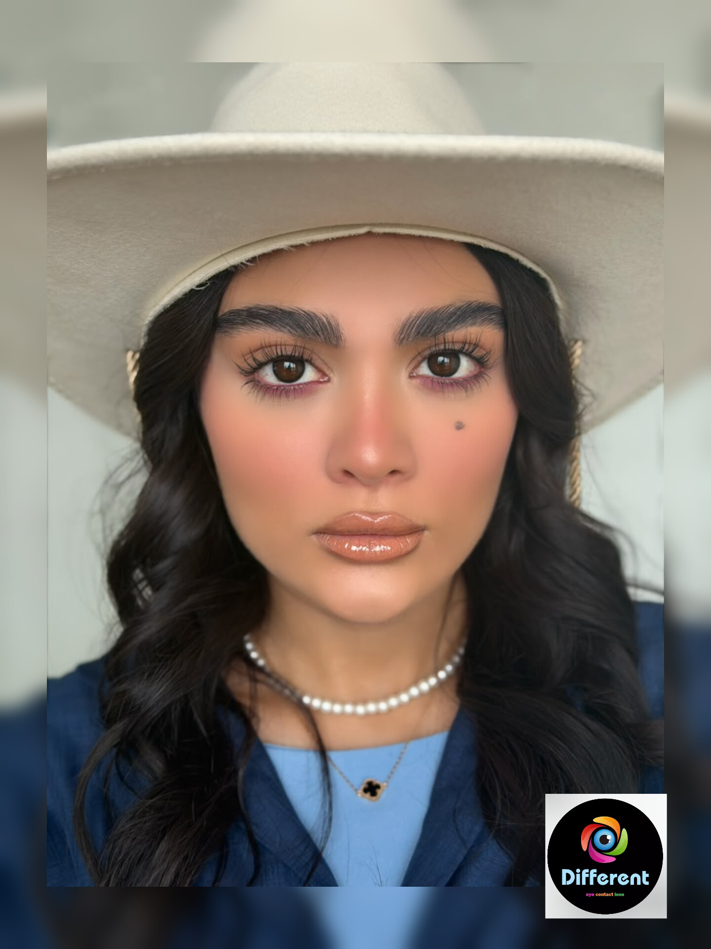 لنز پیور بلک برند یونیک سالانه (pure black)