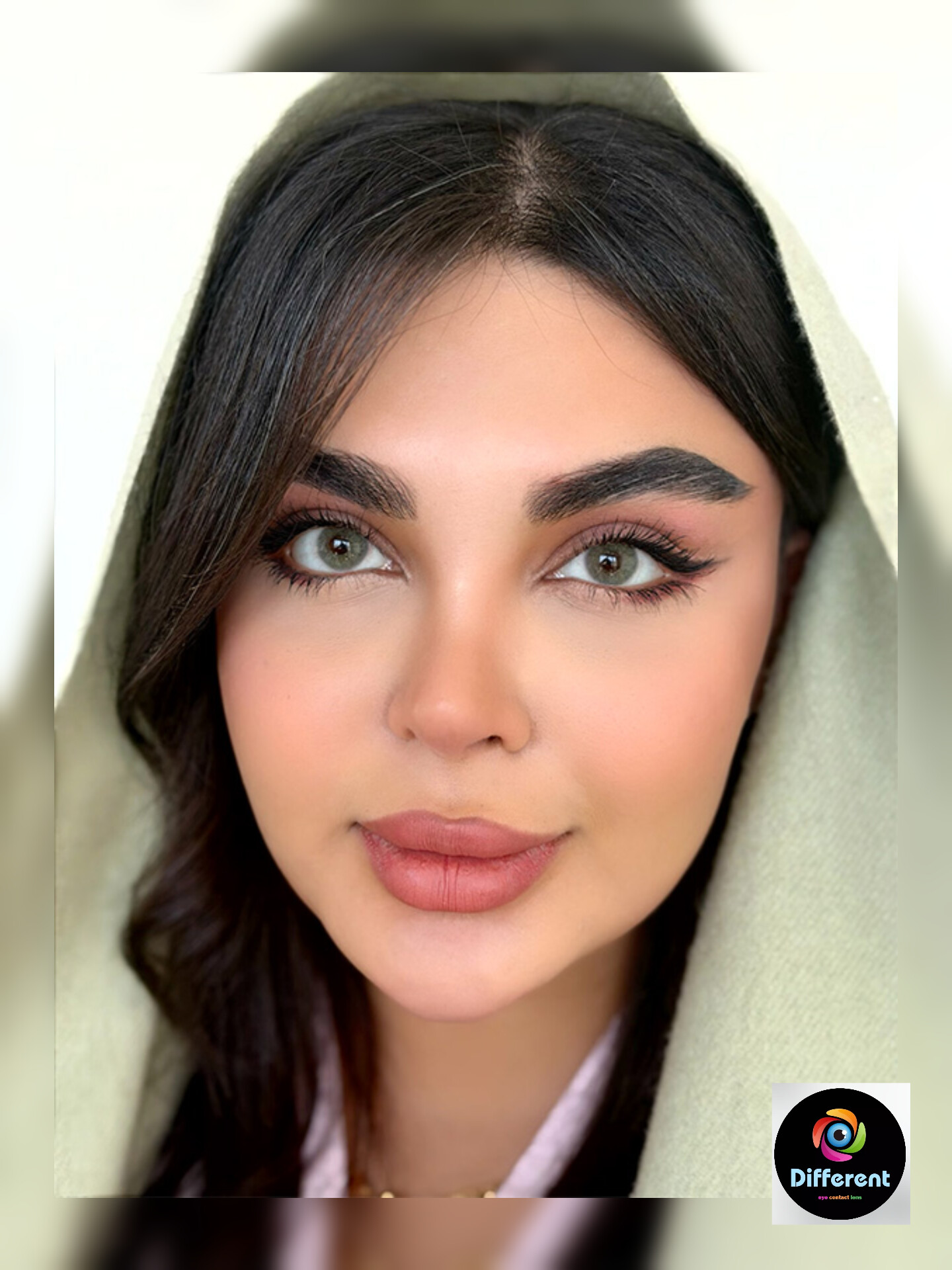 لنز رنگی سانتیاگو برند وایب