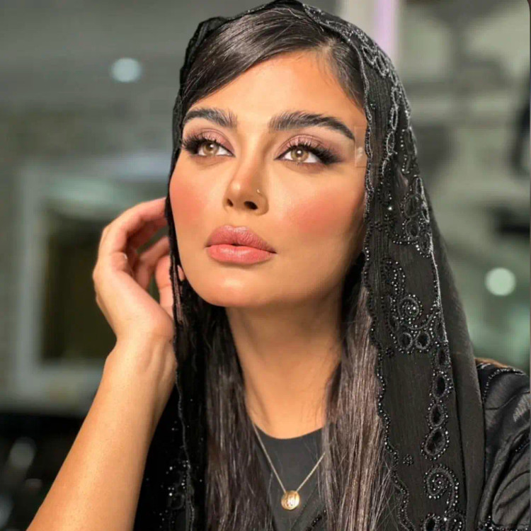 لنز کاتیا لابرون قهوه ای